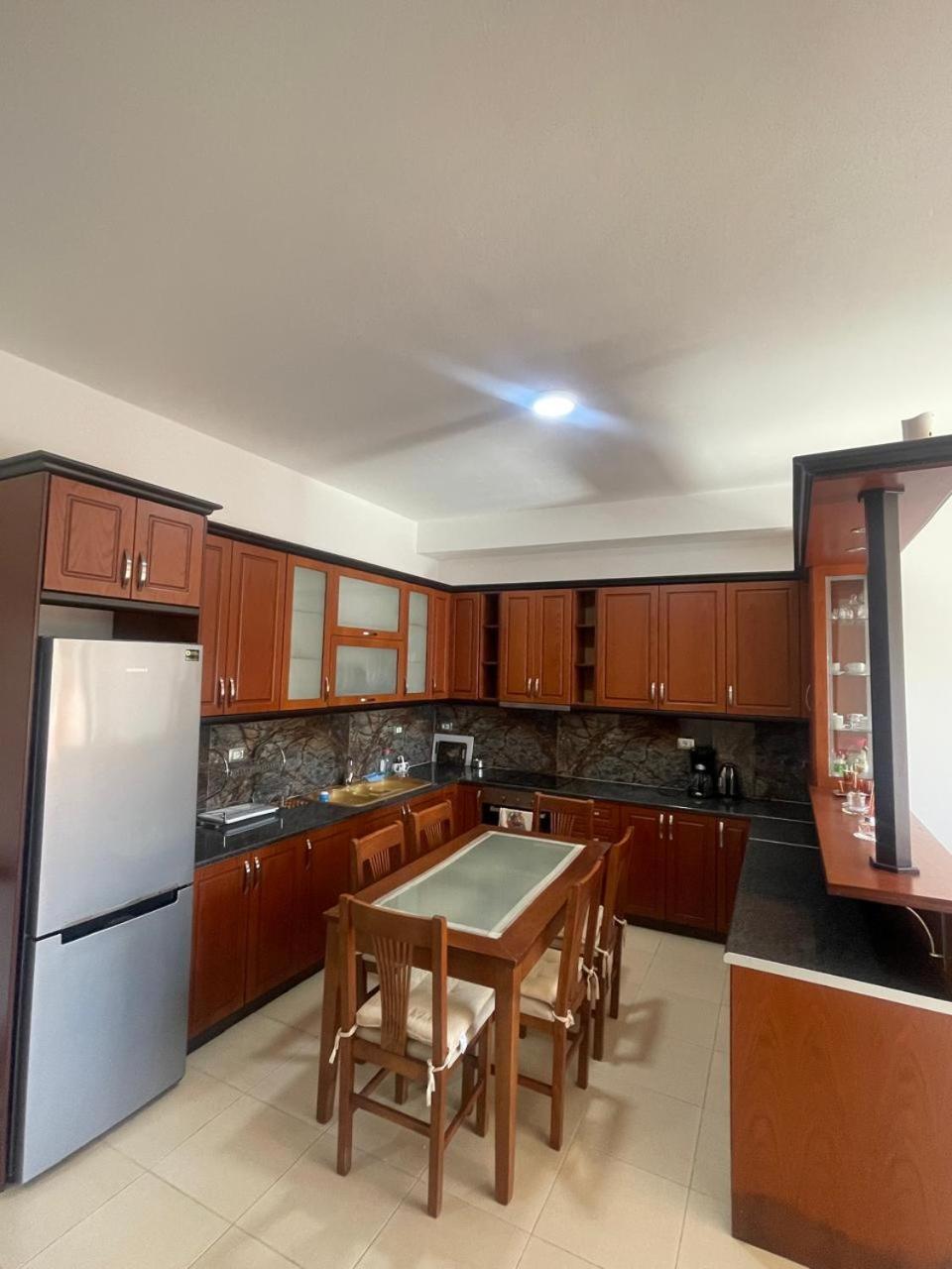 Vista Mozzafiato Apartman Saranda Kültér fotó